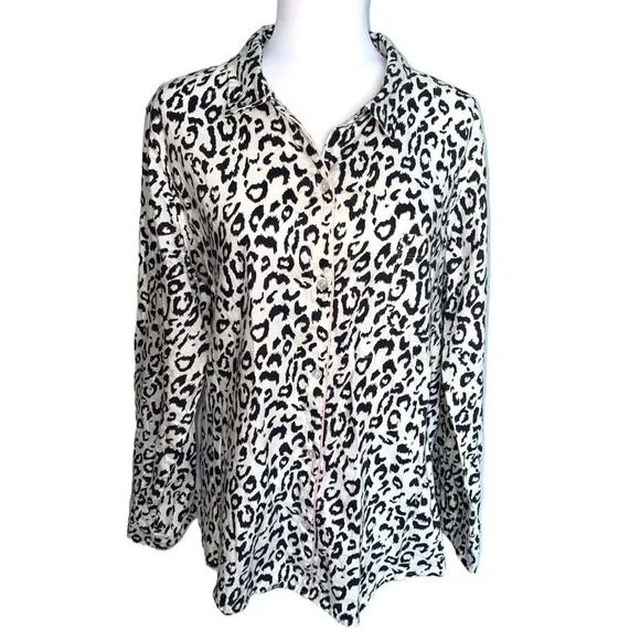 Victoria’s Secret XL Black White Animal Print Button Up Pajama Top (Top Only) - Picture 2 of 4